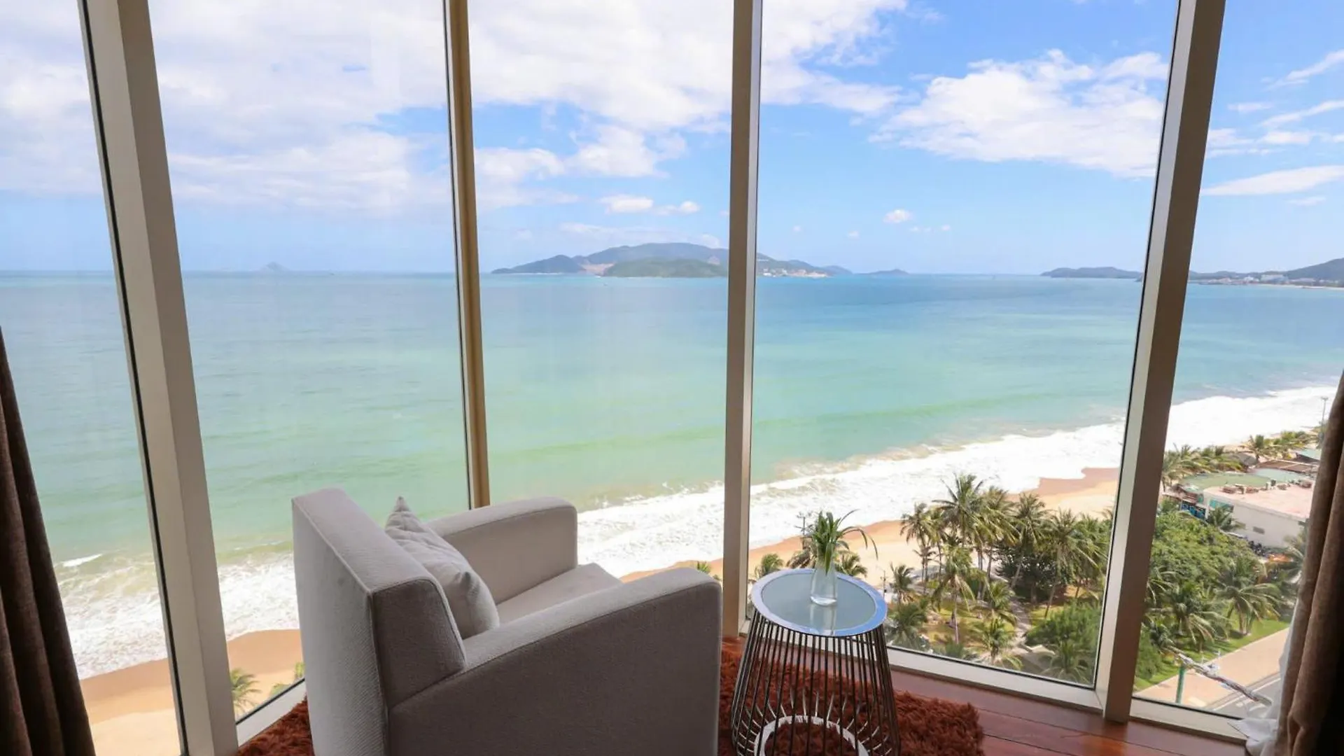 Nha Trang Can Ho View Bien - Sat Bien Nha Trang